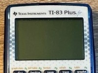 Calculatrice graphique et scientifique TI-83 plus