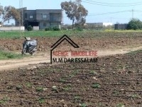 terrain agricole bien équipée